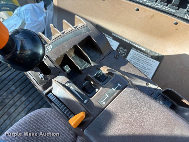 image for item EV3244 2012 John Deere 4830 sprayer