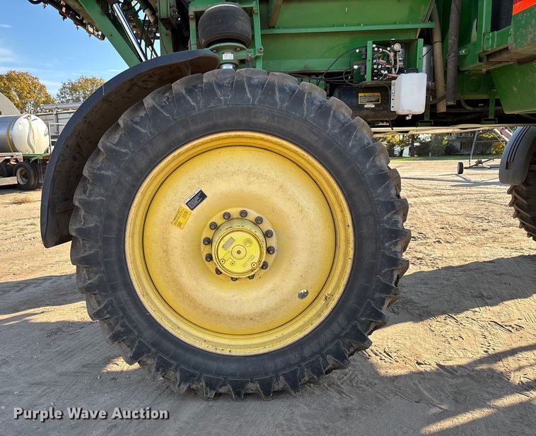 image for item EV3244 2012 John Deere 4830 sprayer