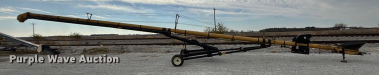 image for item EV3245 Convey-All TC-1070 conveyor