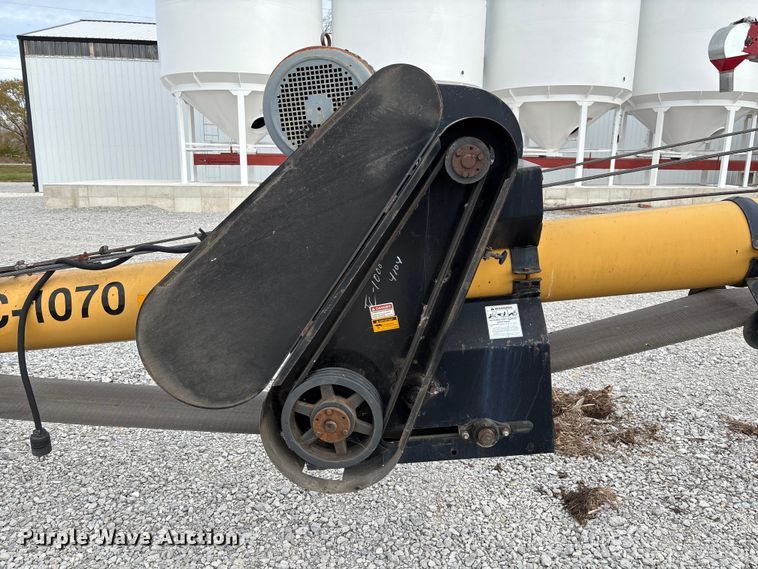 image for item EV3245 Convey-All TC-1070 conveyor