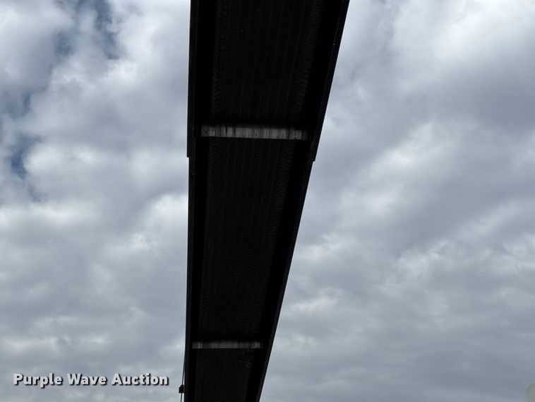 image for item EV3245 Convey-All TC-1070 conveyor