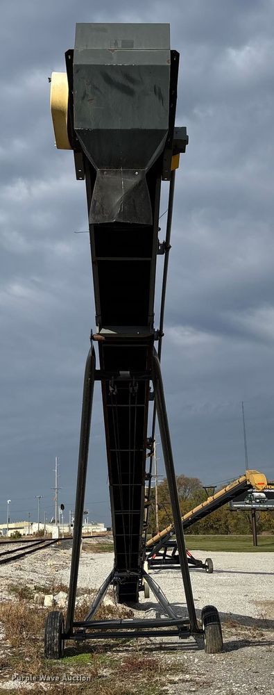 image for item EV3246 Rapat F6018 conveyor