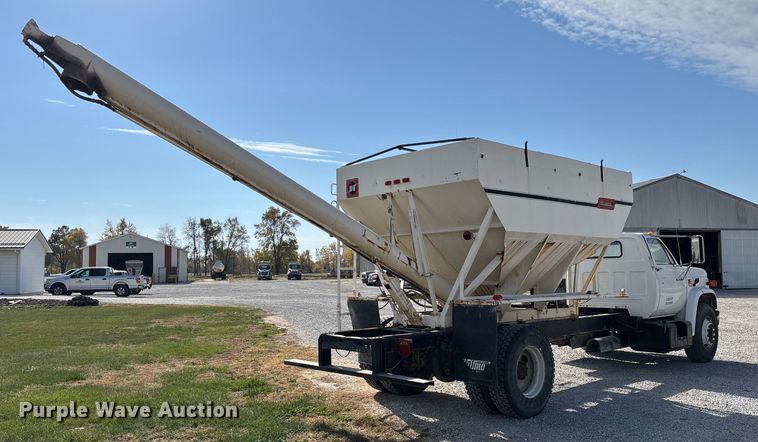 image for item EV3248 1988 GMC C7 fertilizer delivery truck