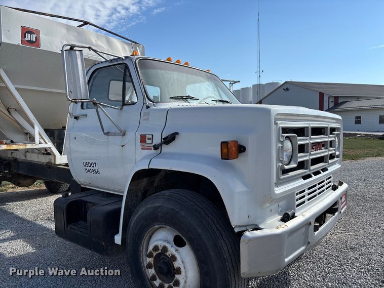 image for item EV3248 1988 GMC C7 fertilizer delivery truck