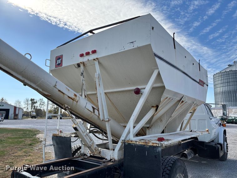 image for item EV3248 1988 GMC C7 fertilizer delivery truck