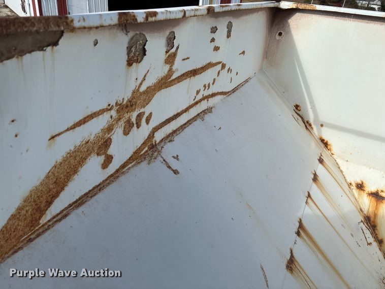 image for item EV3248 1988 GMC C7 fertilizer delivery truck