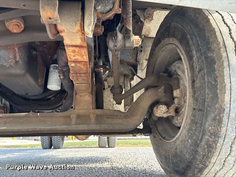 image for item EV3248 1988 GMC C7 fertilizer delivery truck