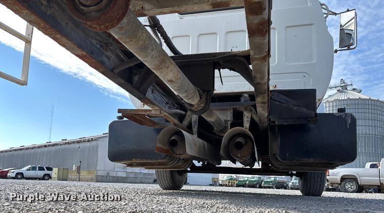 image for item EV3248 1988 GMC C7 fertilizer delivery truck