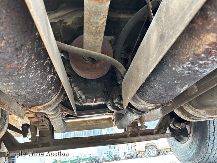 image for item EV3248 1988 GMC C7 fertilizer delivery truck