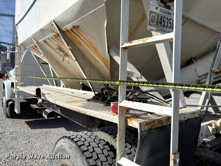 image for item EV3248 1988 GMC C7 fertilizer delivery truck