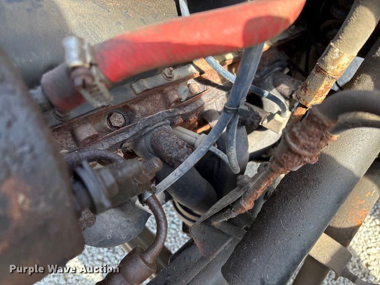 image for item EV3248 1988 GMC C7 fertilizer delivery truck