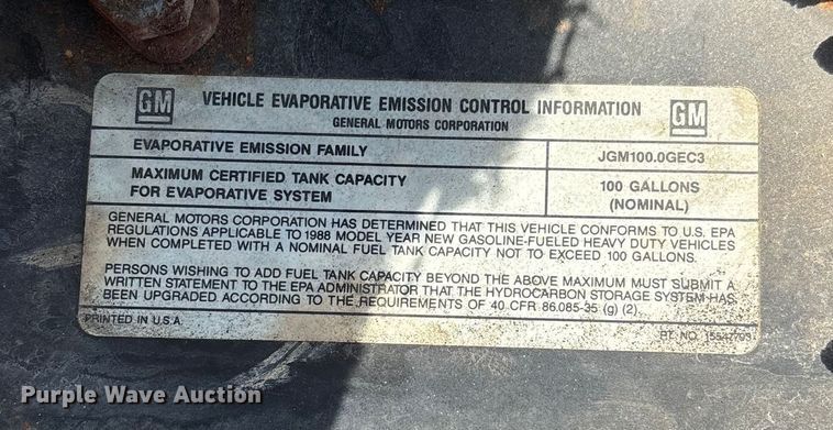 image for item EV3248 1988 GMC C7 fertilizer delivery truck