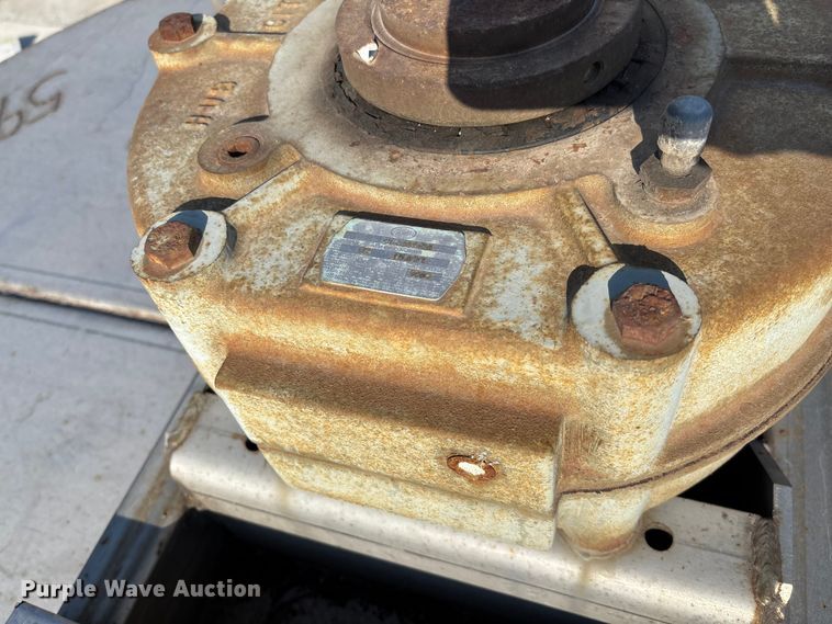 image for item EV3250 Doyle vertical fertilizer blender