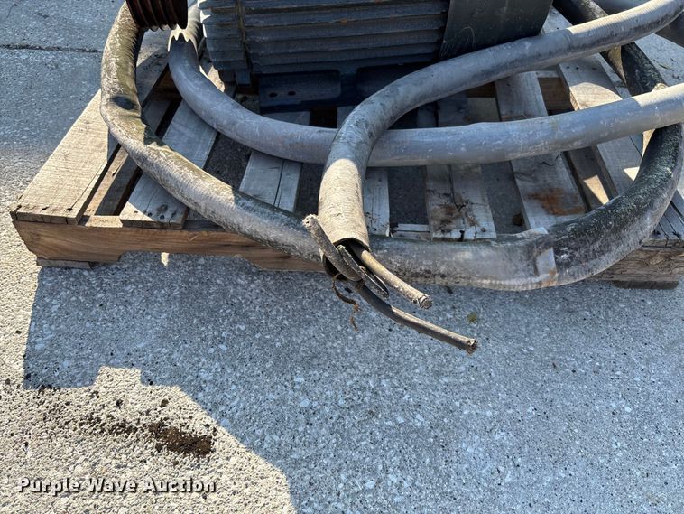 image for item EV3250 Doyle vertical fertilizer blender