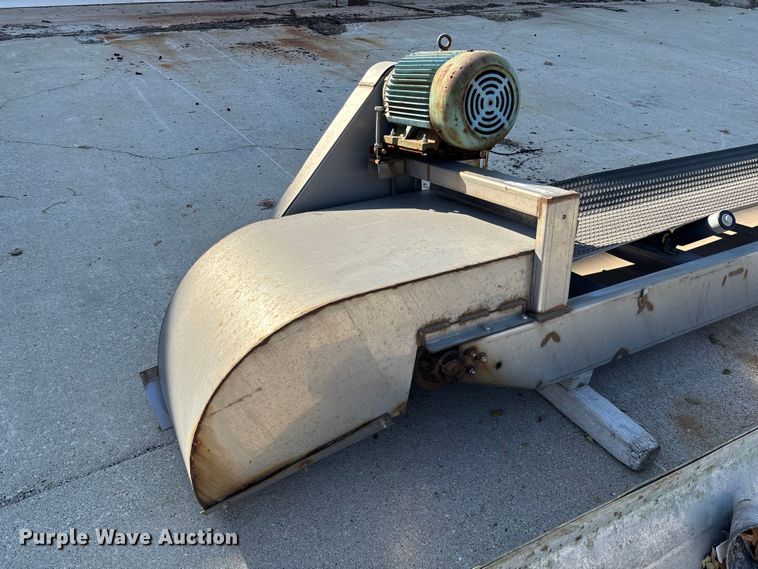 image for item EV3250 Doyle vertical fertilizer blender