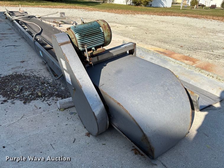 image for item EV3250 Doyle vertical fertilizer blender