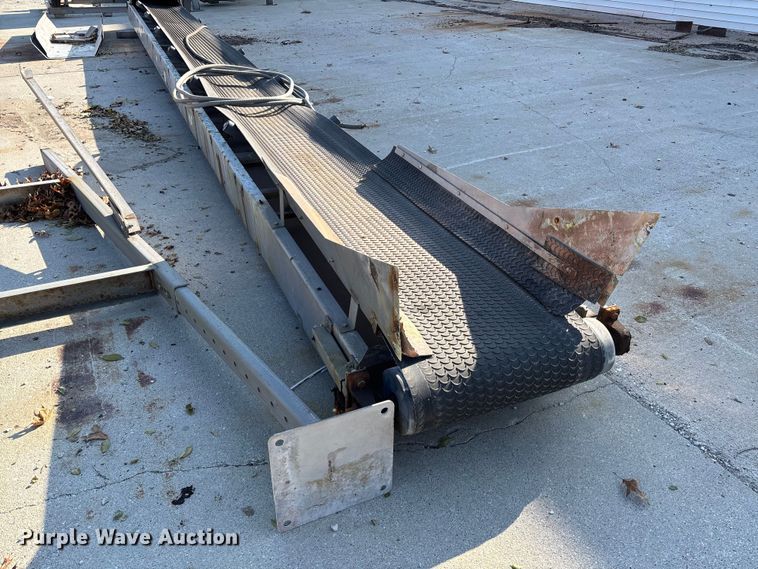 image for item EV3250 Doyle vertical fertilizer blender