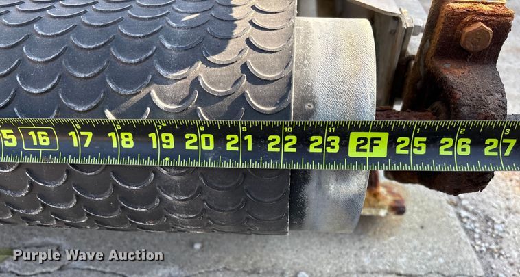 image for item EV3250 Doyle vertical fertilizer blender