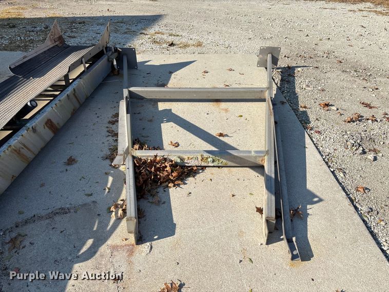 image for item EV3250 Doyle vertical fertilizer blender