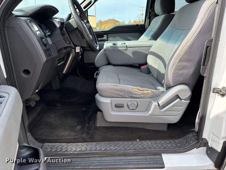 image for item EV3251 2013 Ford F150 SuperCab pickup truck