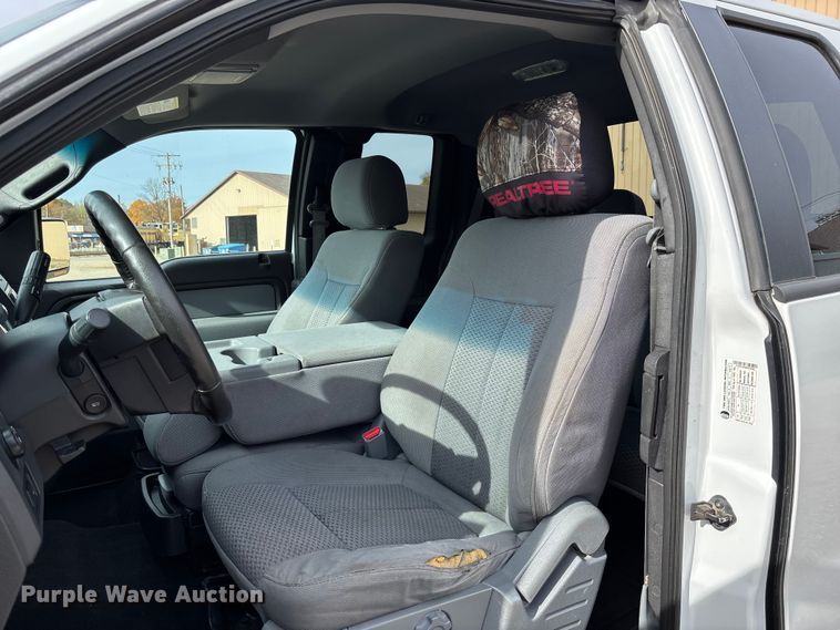 image for item EV3251 2013 Ford F150 SuperCab pickup truck