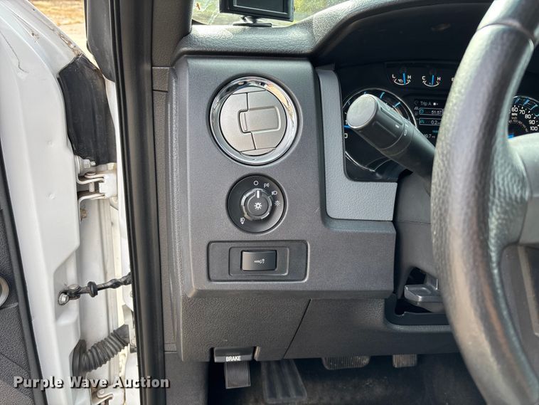 image for item EV3251 2013 Ford F150 SuperCab pickup truck