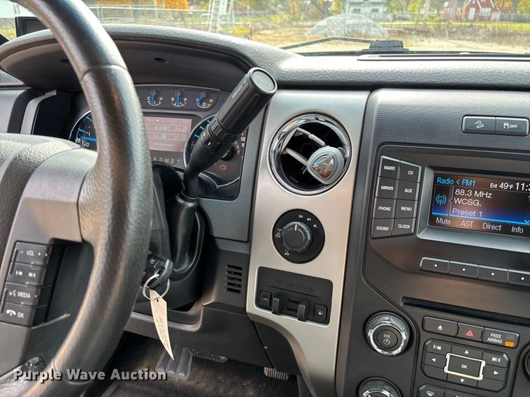 image for item EV3251 2013 Ford F150 SuperCab pickup truck