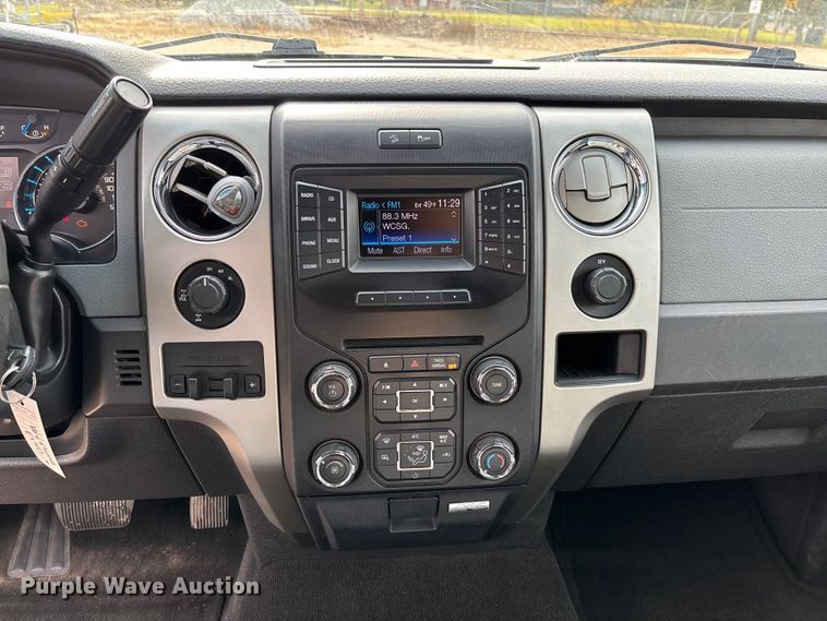 image for item EV3251 2013 Ford F150 SuperCab pickup truck