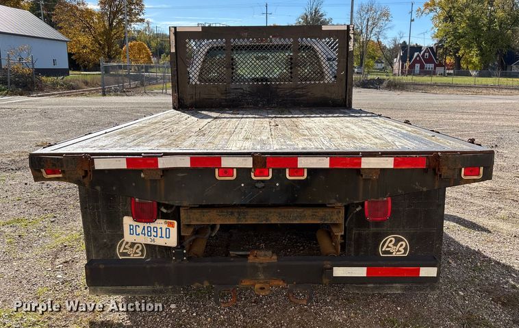 image for item EV3252 2013 Ford F550 flatbed truck