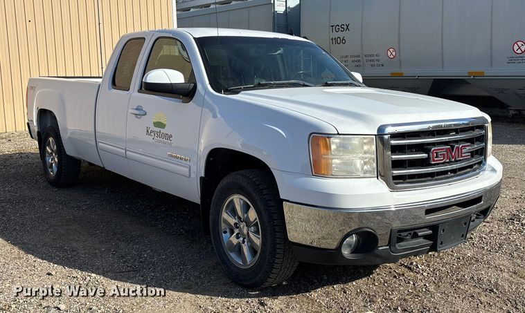 image for item EV3253 2012 GMC Sierra 1500 SLT Ext. Cab pickup truck