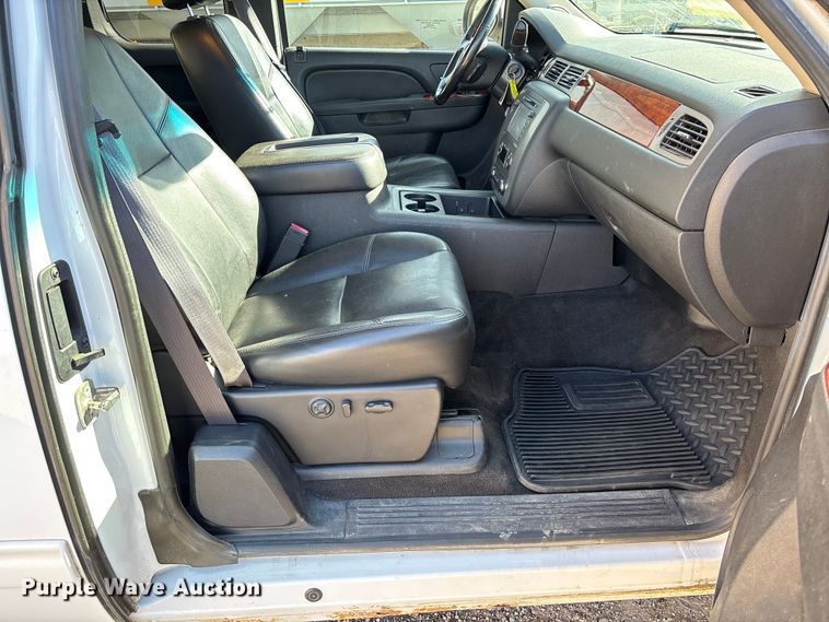 image for item EV3253 2012 GMC Sierra 1500 SLT Ext. Cab pickup truck