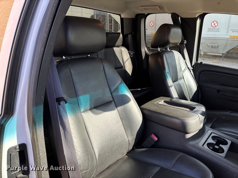 image for item EV3253 2012 GMC Sierra 1500 SLT Ext. Cab pickup truck