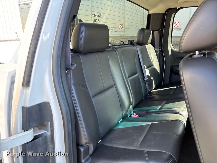 image for item EV3253 2012 GMC Sierra 1500 SLT Ext. Cab pickup truck