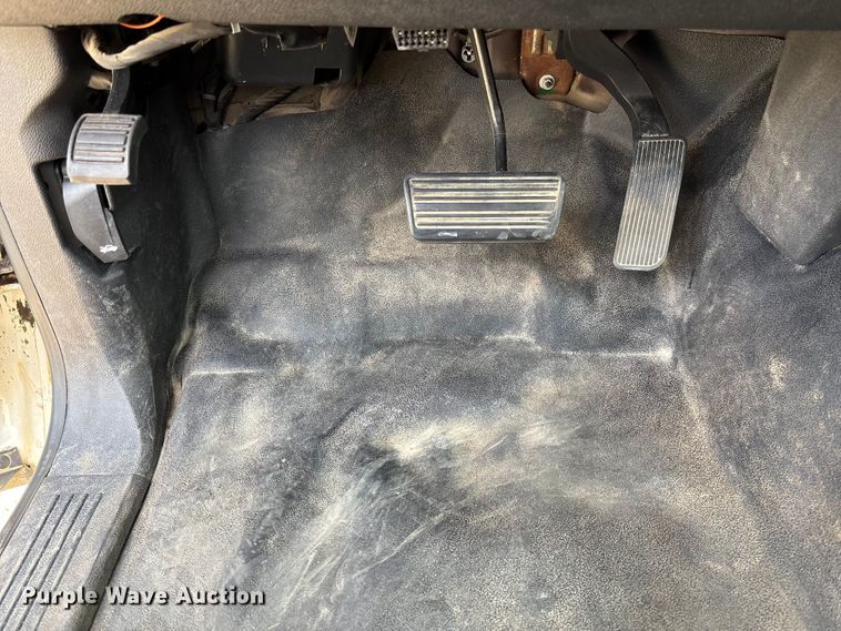 image for item EV3254 2011 Chevrolet Silverado 1500 LT Ext. Cab pickup truck