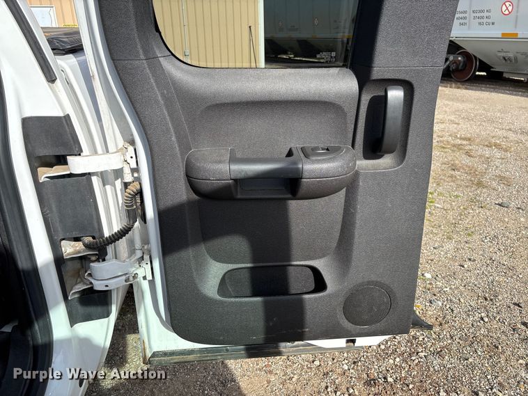 image for item EV3254 2011 Chevrolet Silverado 1500 LT Ext. Cab pickup truck