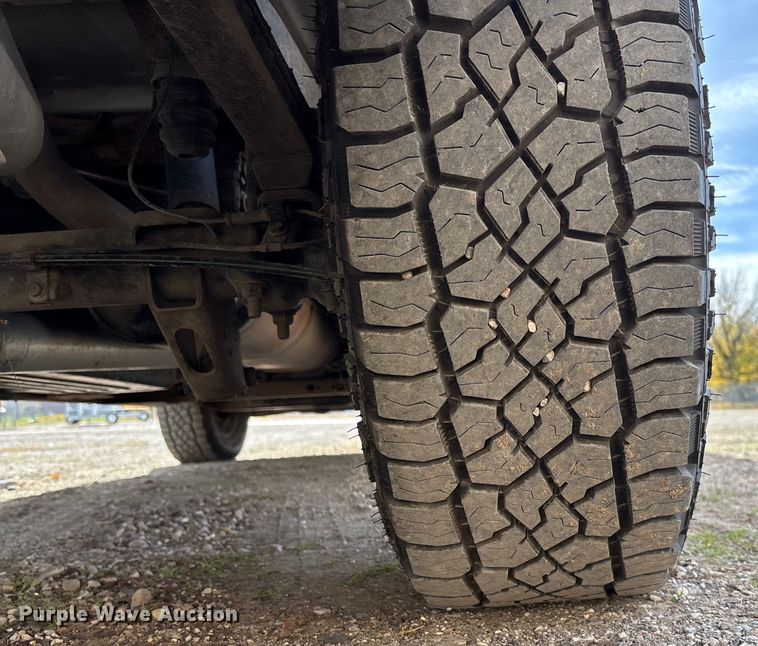 image for item EV3254 2011 Chevrolet Silverado 1500 LT Ext. Cab pickup truck