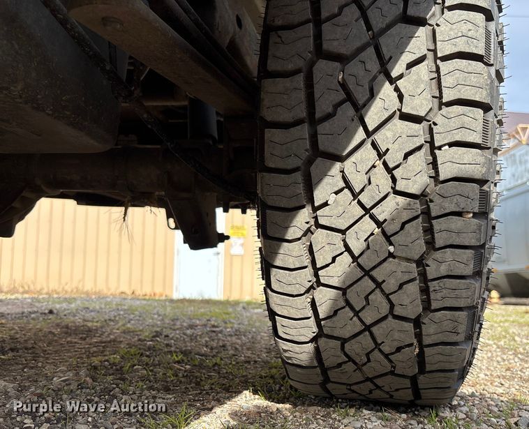 image for item EV3254 2011 Chevrolet Silverado 1500 LT Ext. Cab pickup truck