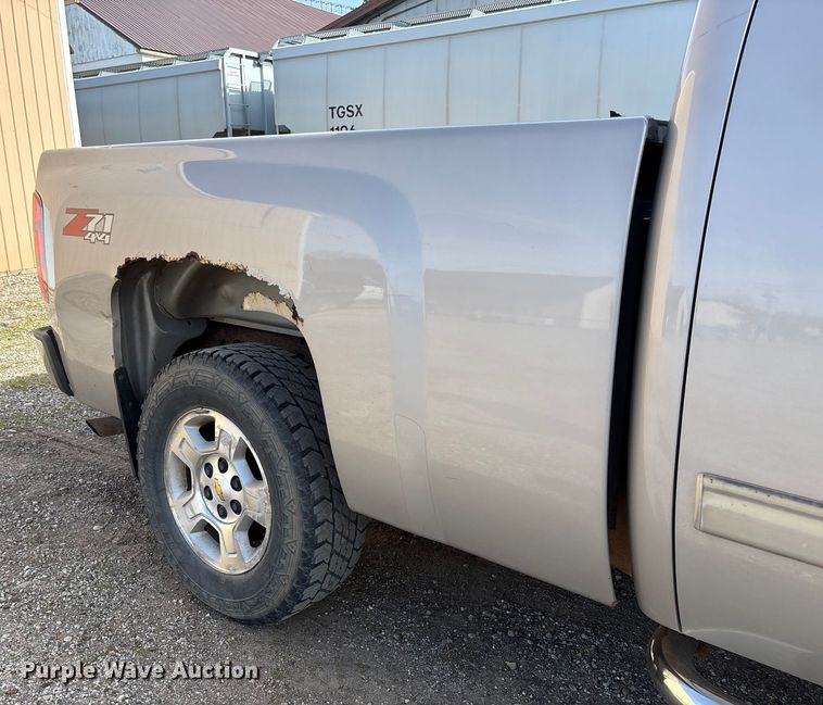 image for item EV3255 2009 Chevrolet Silverado 1500 Ext. Cab pickup truck