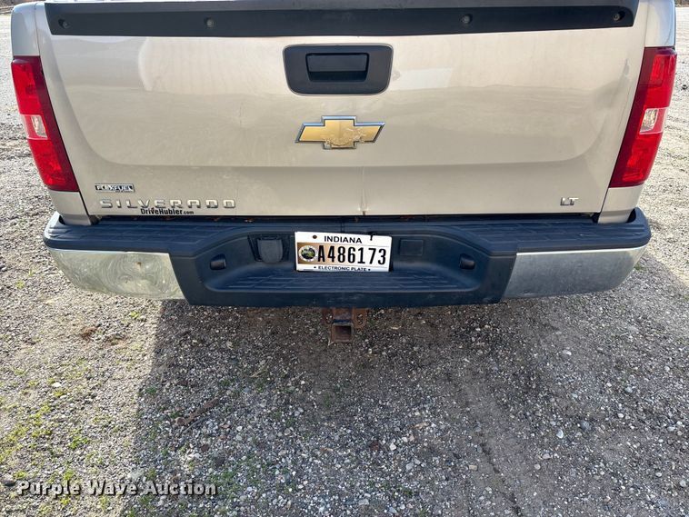 image for item EV3255 2009 Chevrolet Silverado 1500 Ext. Cab pickup truck