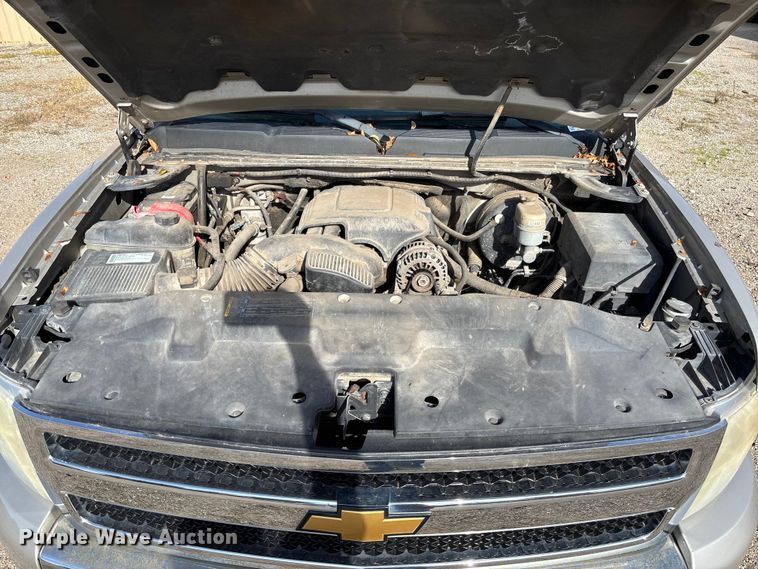 image for item EV3255 2009 Chevrolet Silverado 1500 Ext. Cab pickup truck