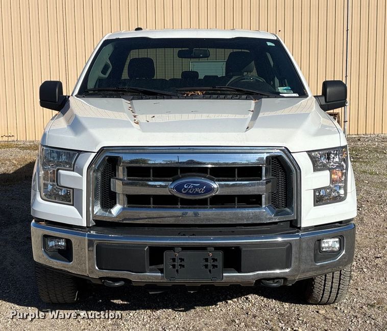 image for item EV3256 2016 Ford F150 SuperCab pickup truck