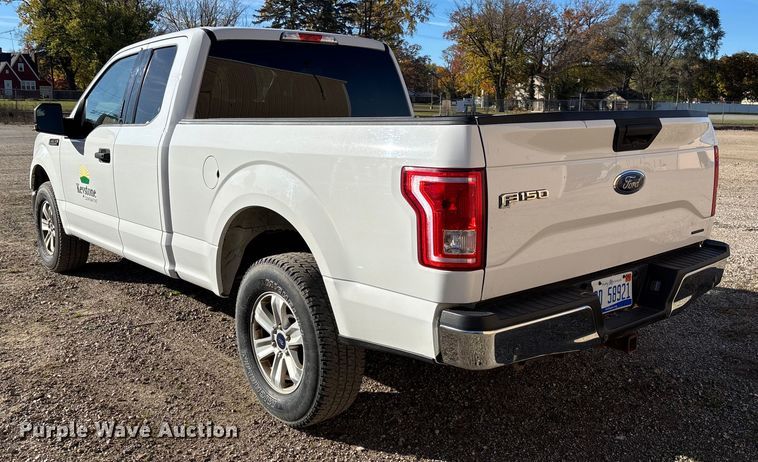 image for item EV3256 2016 Ford F150 SuperCab pickup truck
