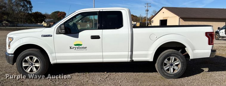 image for item EV3256 2016 Ford F150 SuperCab pickup truck