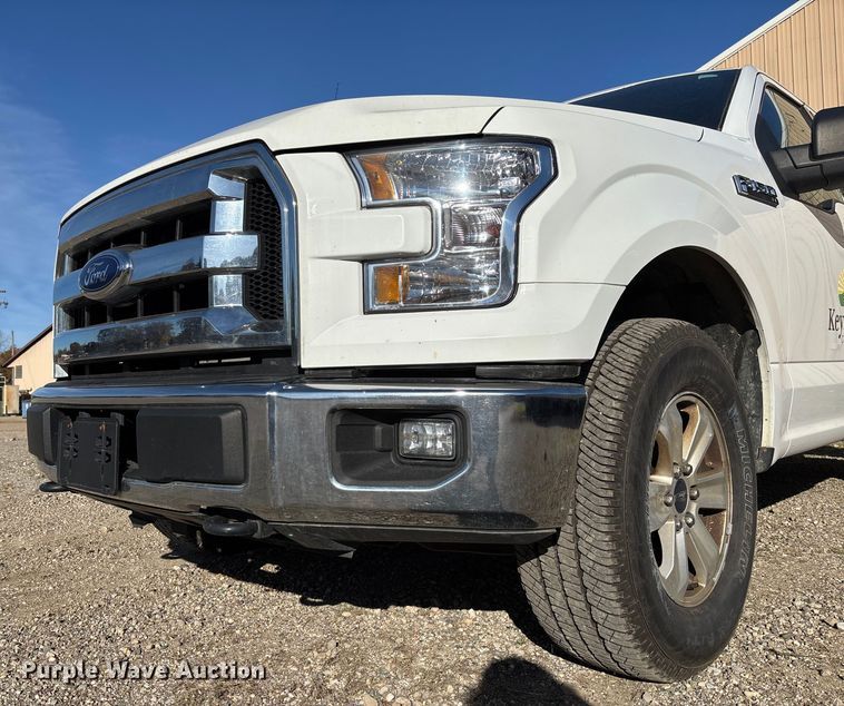 image for item EV3256 2016 Ford F150 SuperCab pickup truck