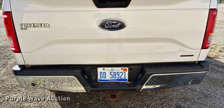 image for item EV3256 2016 Ford F150 SuperCab pickup truck