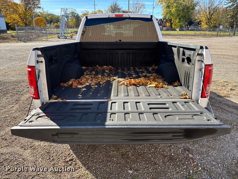 image for item EV3256 2016 Ford F150 SuperCab pickup truck