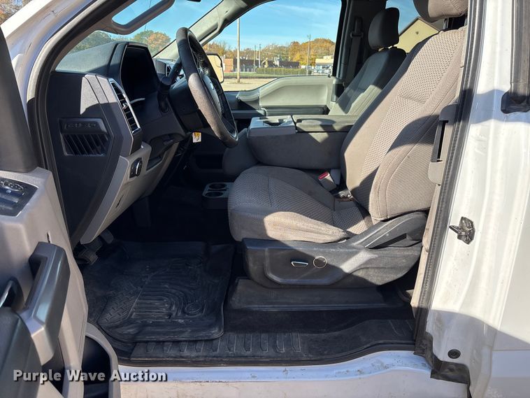 image for item EV3256 2016 Ford F150 SuperCab pickup truck