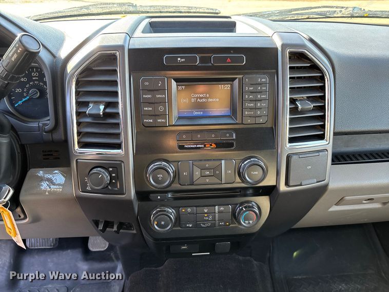 image for item EV3256 2016 Ford F150 SuperCab pickup truck