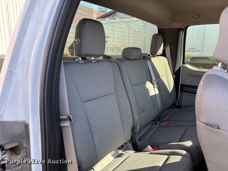 image for item EV3256 2016 Ford F150 SuperCab pickup truck