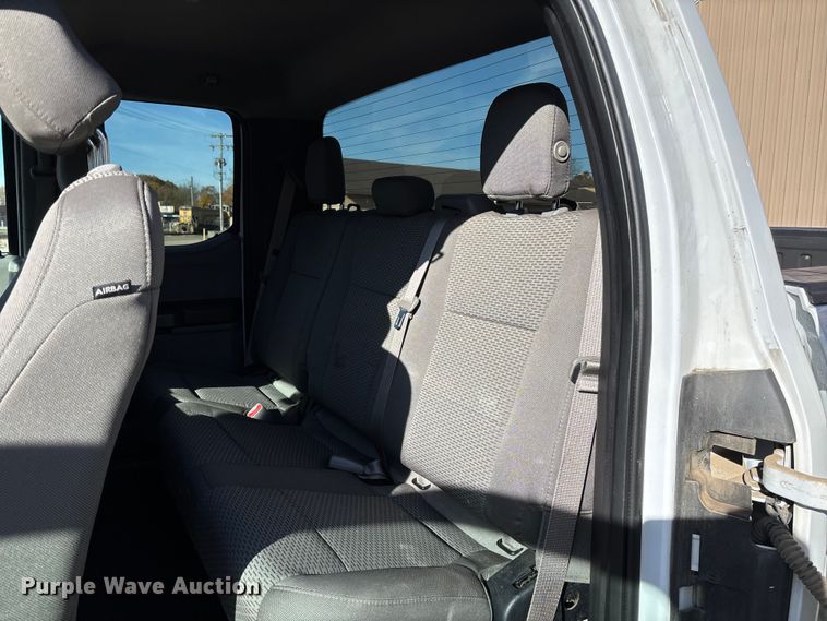 image for item EV3256 2016 Ford F150 SuperCab pickup truck